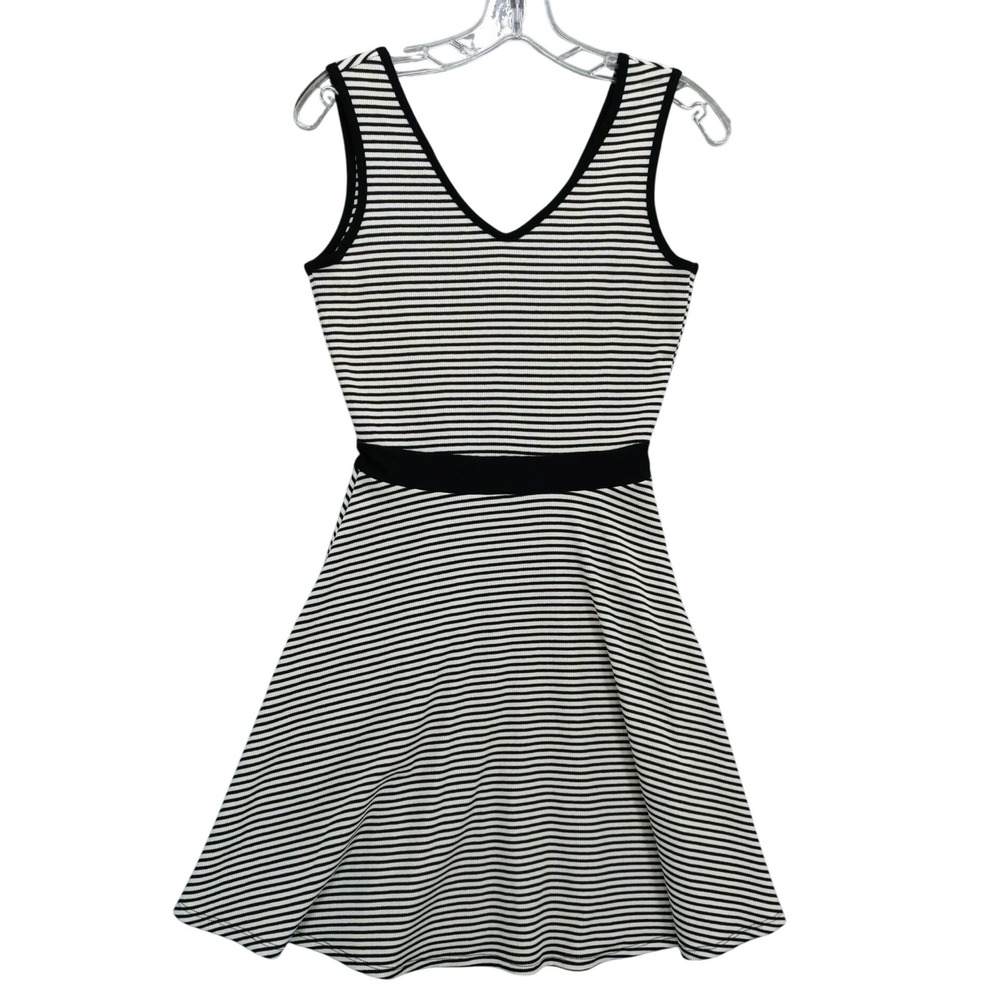 HaiL3y:23 Striped Dress Fit and Flare Sleeveless Casual Dress‎ S Hailey